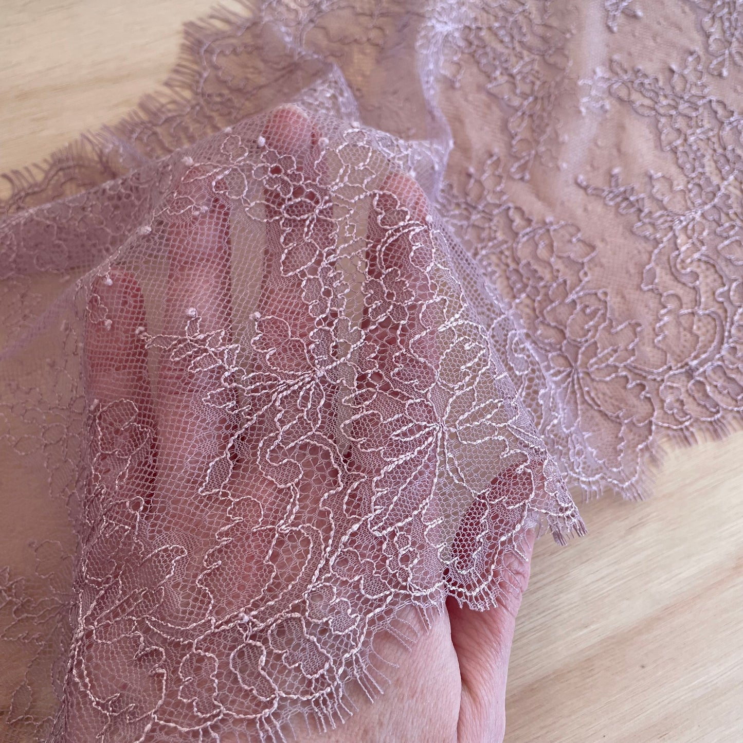 Antique Rose Chantilly-Style Eyelash Lace 25cm Wide | Price per metre