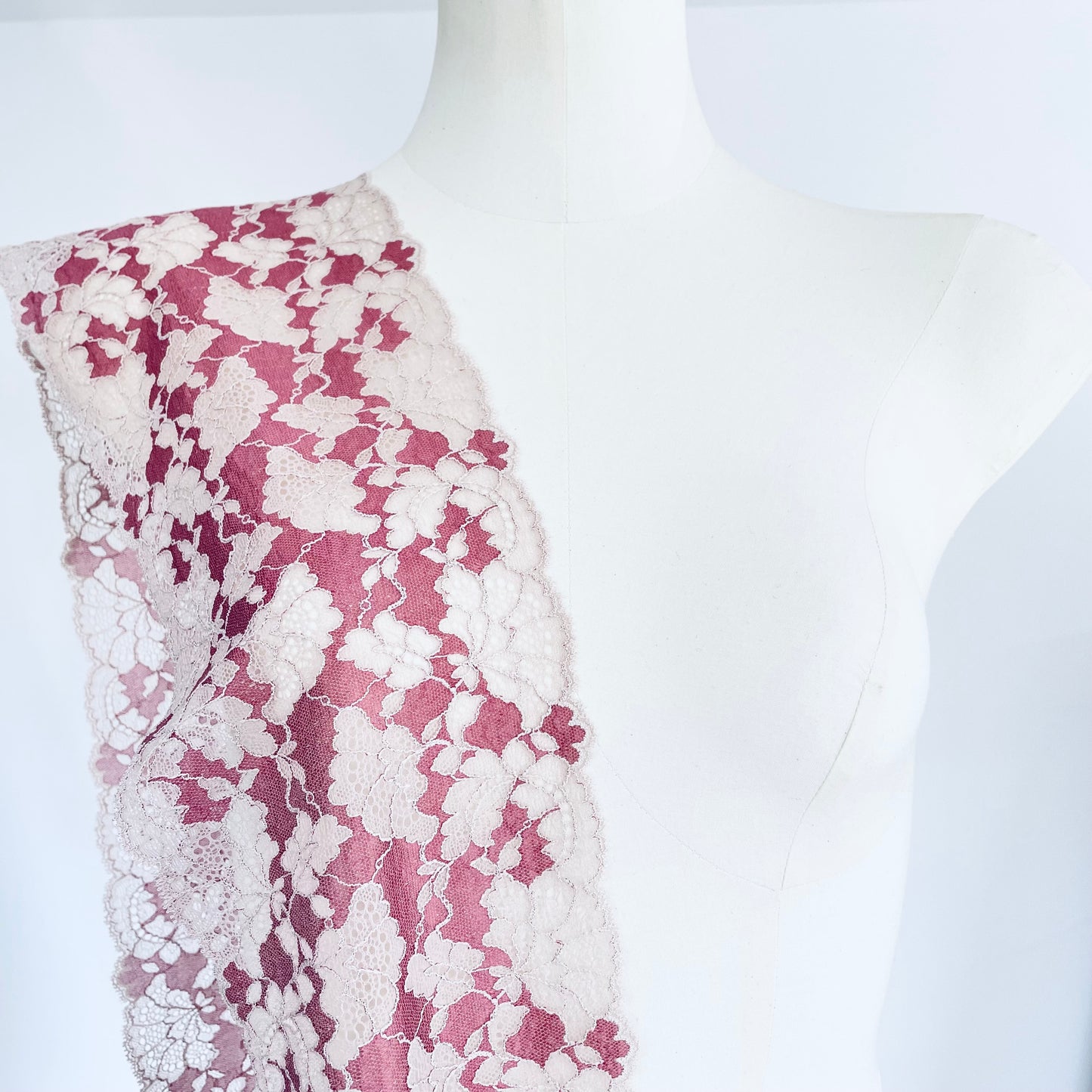 Two-tone Stretch Lace | 16cm Wide | Velvet Rose / Beige | Price per metre