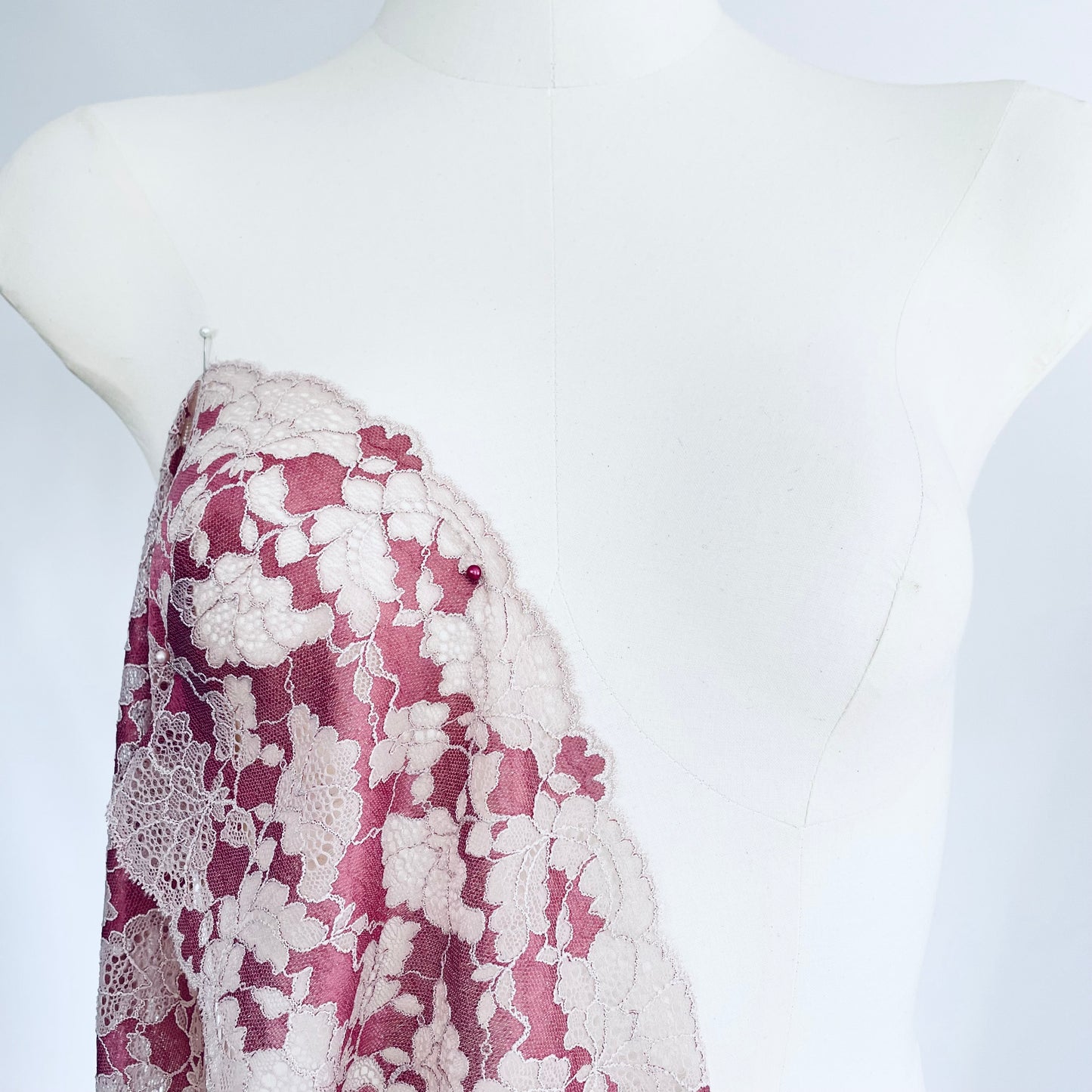 Two-tone Stretch Lace | 16cm Wide | Velvet Rose / Beige | Price per metre