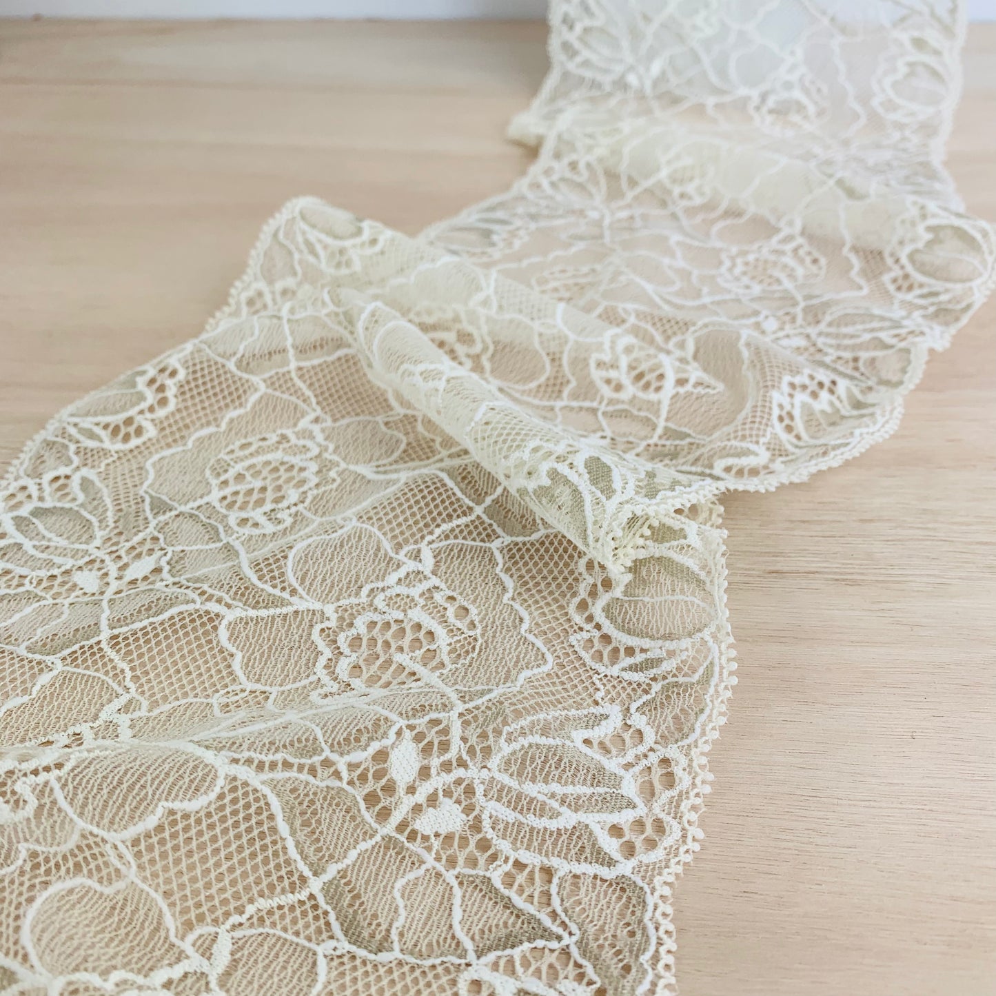Viscose Stretch Lace Galloon | 17cm Wide | Milky White | Price per metre