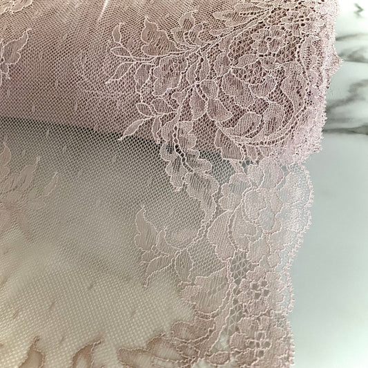 10m x Delicate Lace | 23cm Wide | Wholesale Discount Included