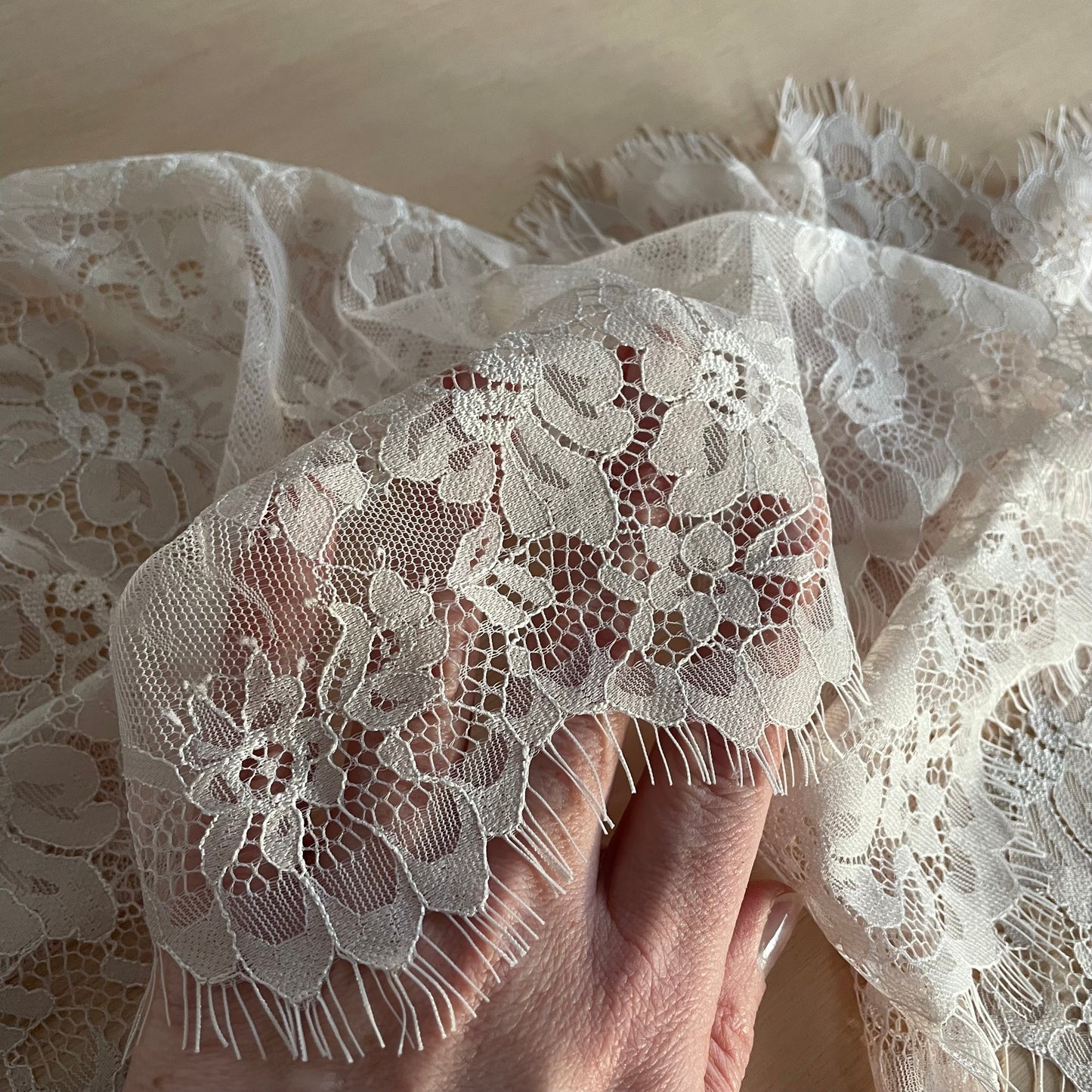 Black or Biscotti 25cm Eyelash Lace | Price per 2.8m Piece