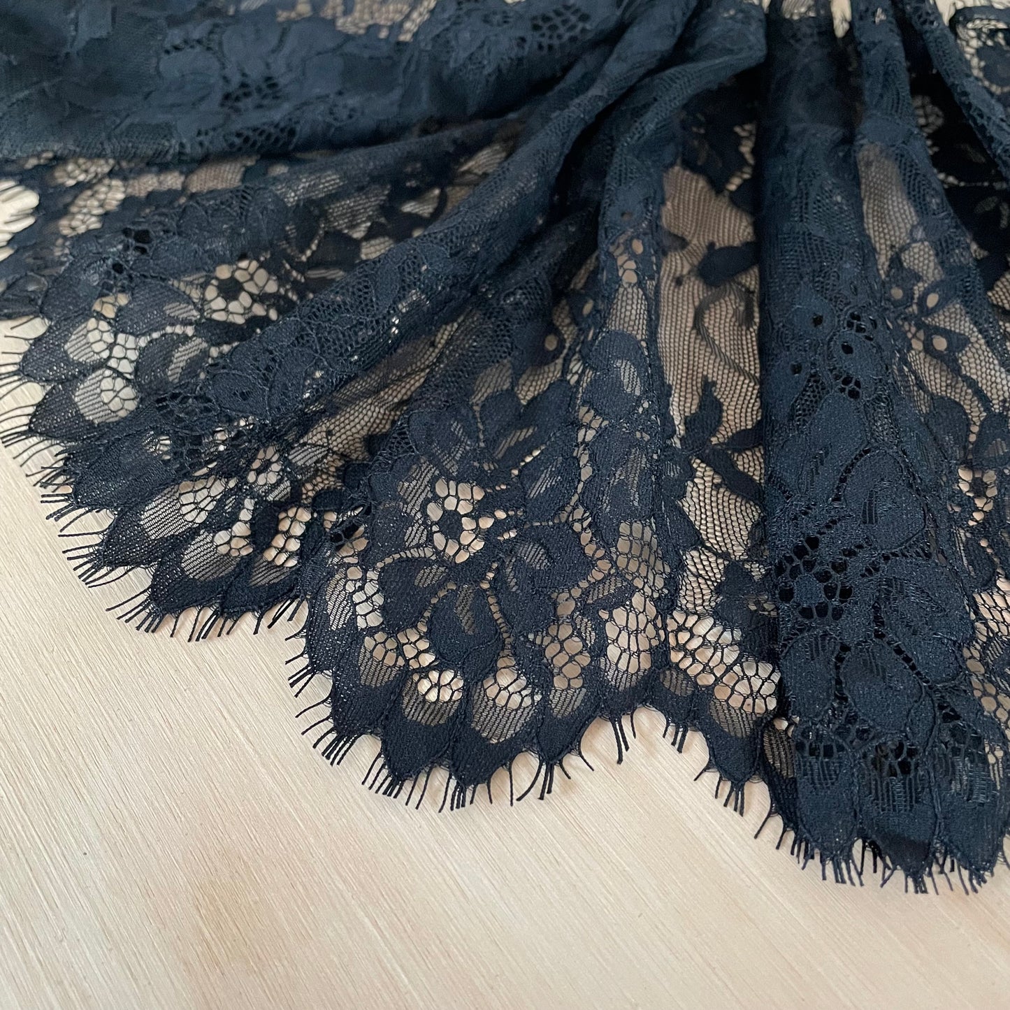 Black or Biscotti 25cm Eyelash Lace | Price per 2.8m Piece