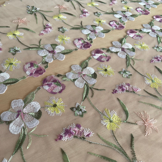 Wildflower Meadow Embroidered Tulle – Mirrored Pair (22cm Wide)