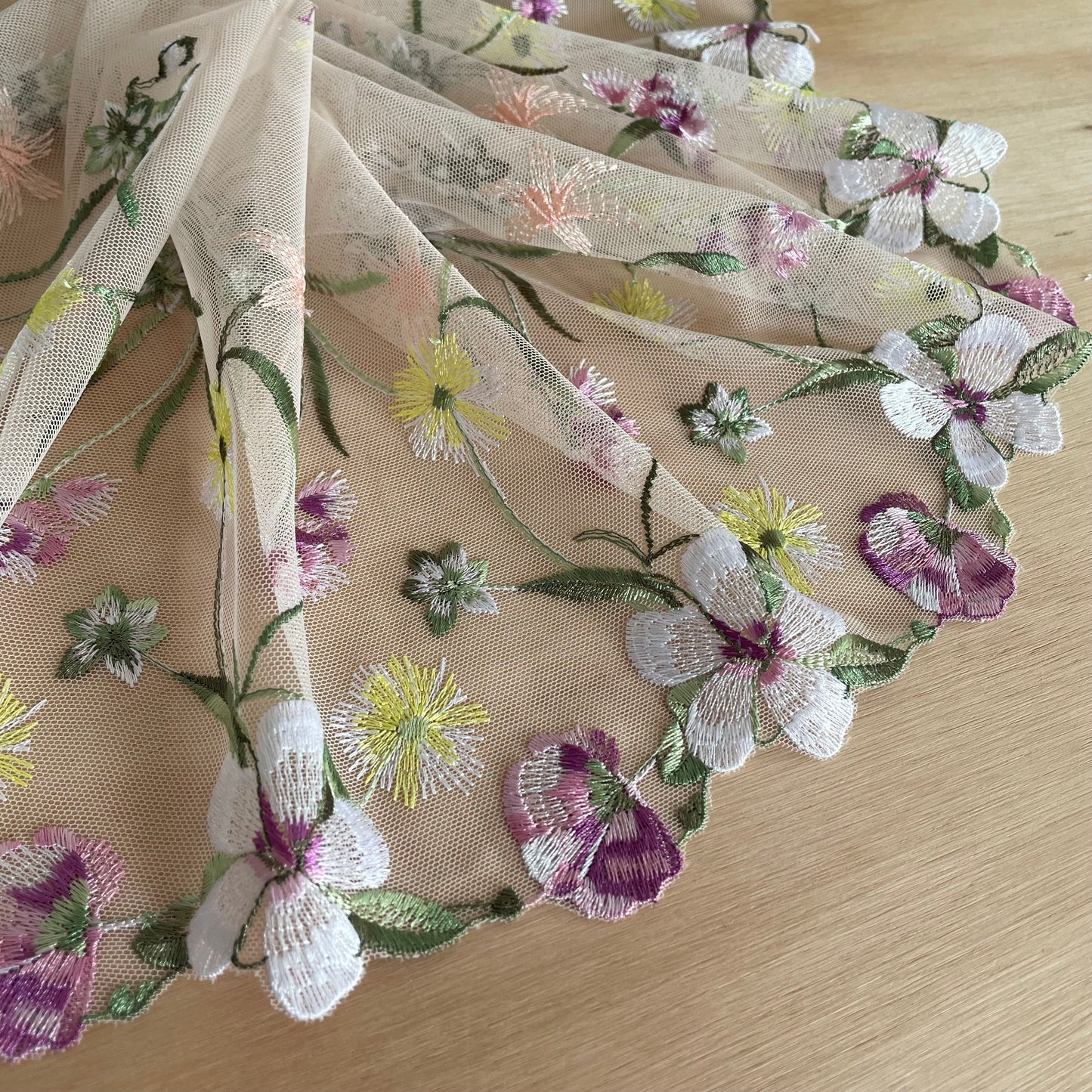 Wildflower Meadow Embroidered Tulle – Mirrored Pair (22cm Wide)